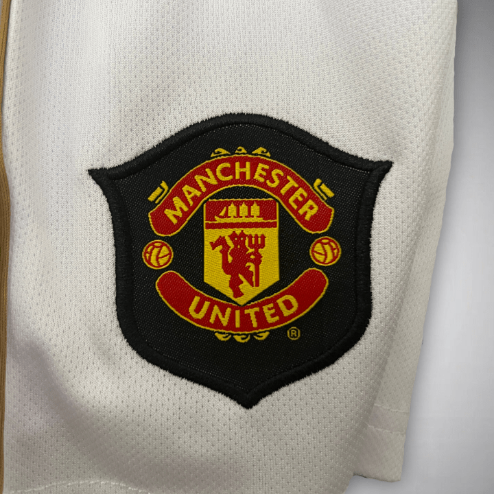 06/07 Manchester United Home Kids Size Kit - Premium Quality Jersey at FootballPrestige.com