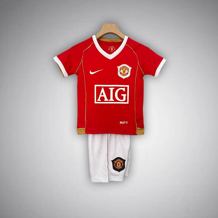 06/07 Manchester United Home Kids Size Kit - Premium Quality Jersey at FootballPrestige.com