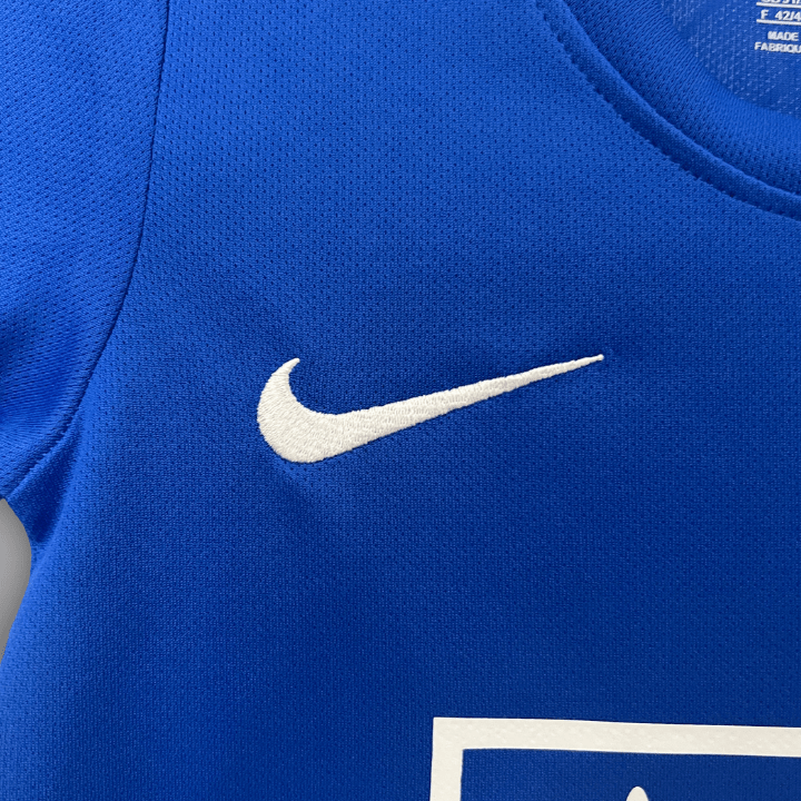 08/09 Manchester United Away Kids Size Kit - Premium Quality Jersey at FootballPrestige.com