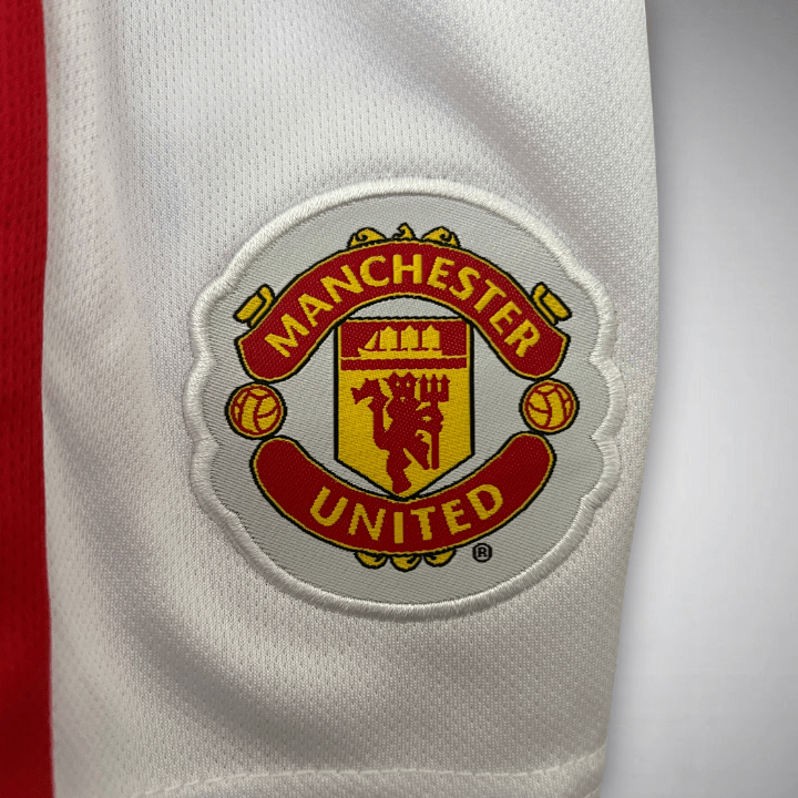 09/10 Manchester United Home Kids Size Kit - Premium Quality Jersey at FootballPrestige.com