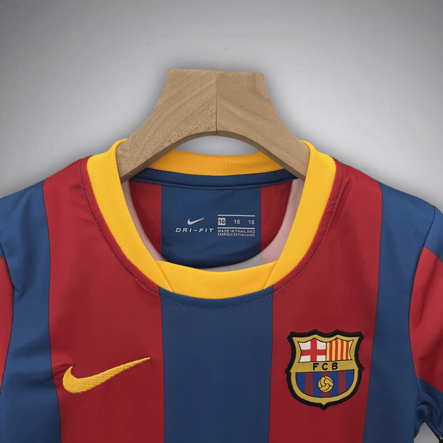 10/11 FC Barcelona Home Kids Size Kit - Premium Quality Jersey at FootballPrestige.com