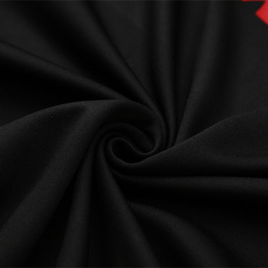 25/26 Liverpool Training Black Kids Size Tracksuit