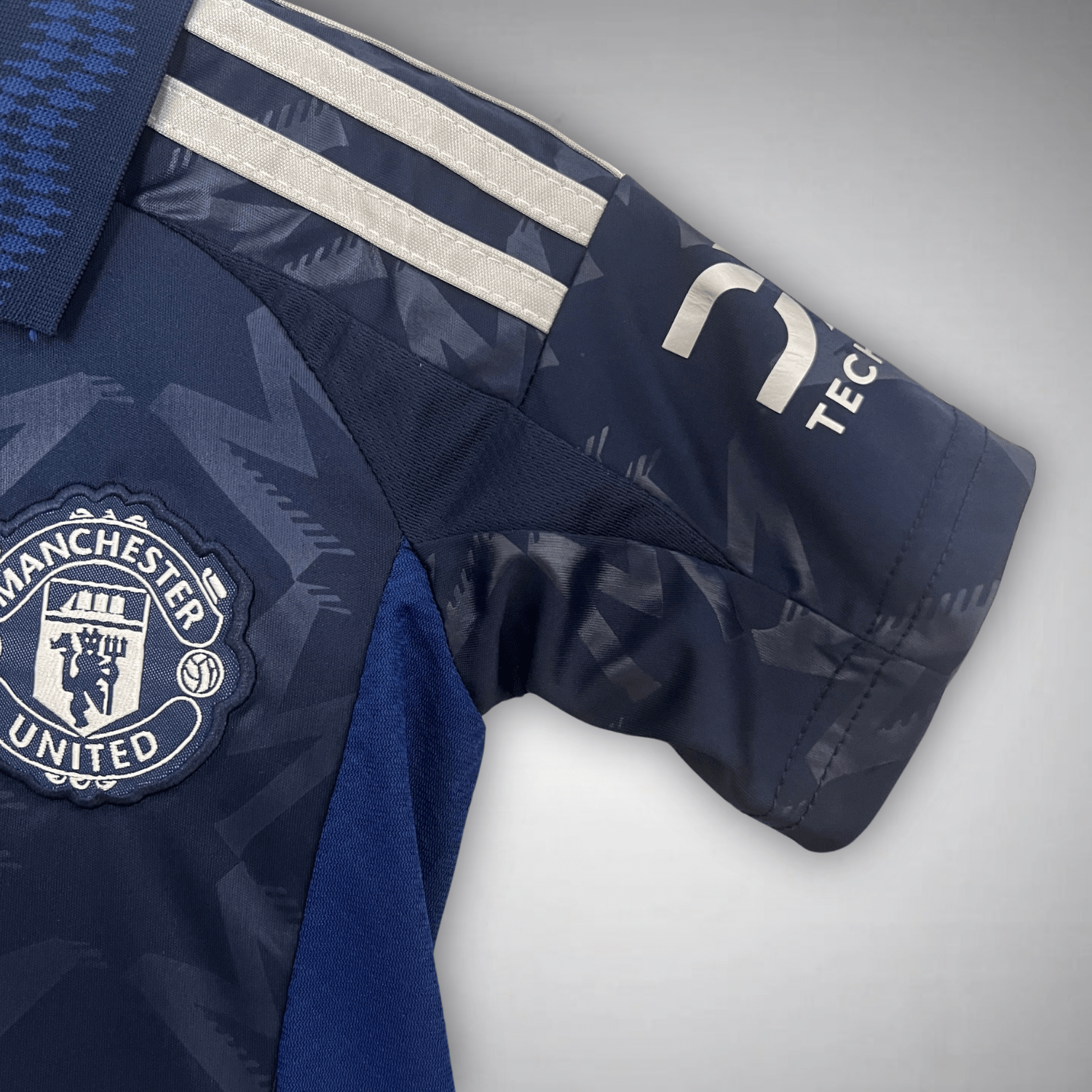 24/25 Manchester United Away Kids Size Kit - Premium Quality Jersey at FootballPrestige.com