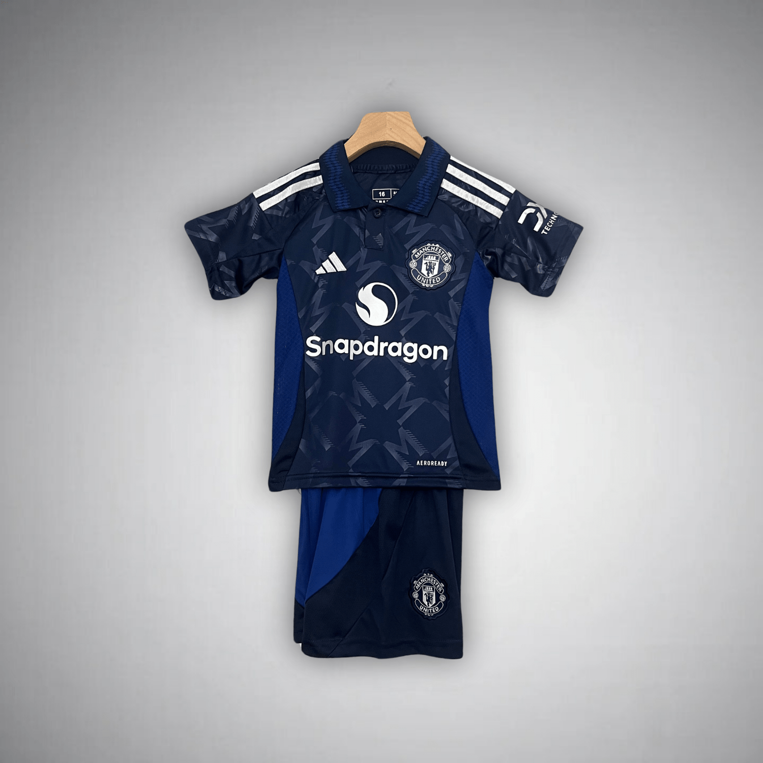 24/25 Manchester United Away Kids Size Kit - Premium Quality Jersey at FootballPrestige.com