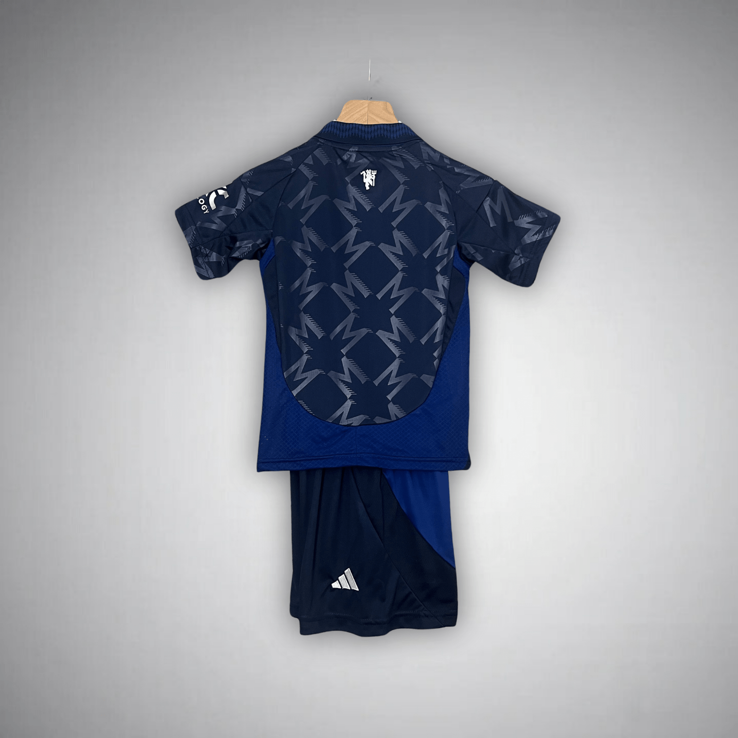 24/25 Manchester United Away Kids Size Kit - Premium Quality Jersey at FootballPrestige.com