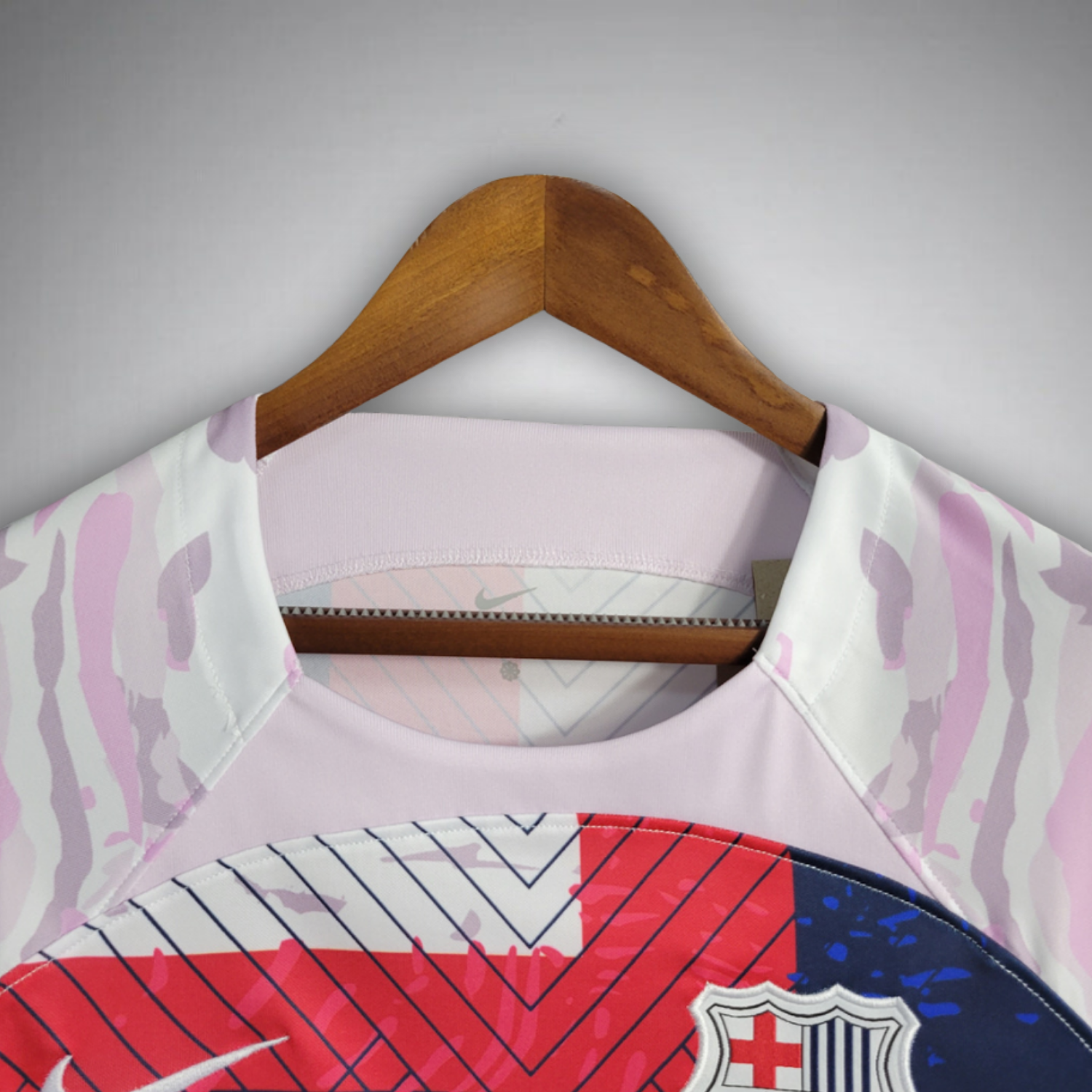 FC Barcelona "Le Prestige Rouge" Premium Kit