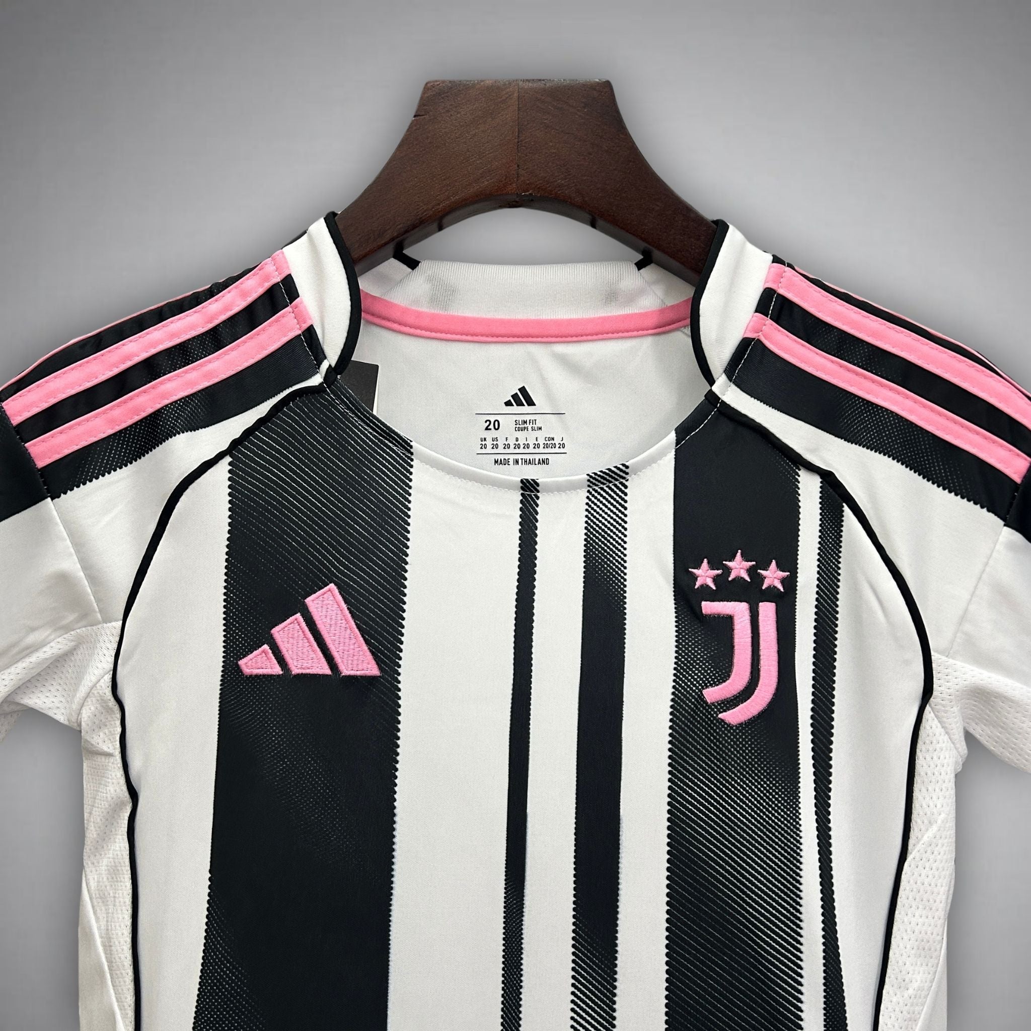 25/26 Juventus Home Kids Size Kit - Premium Quality Jersey at FootballPrestige.com