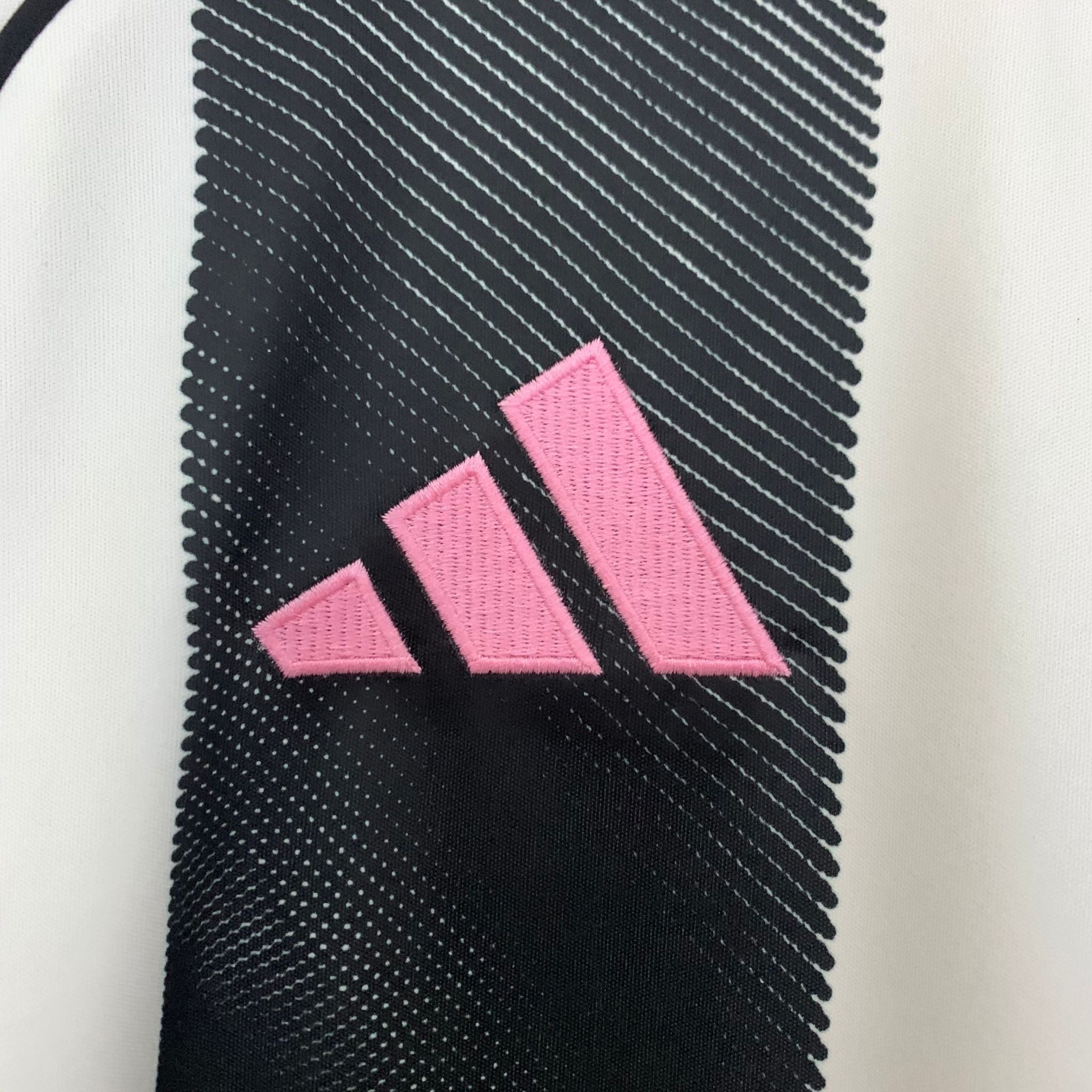 25/26 Juventus Home Kit - Premium Quality Jersey at FootballPrestige.com