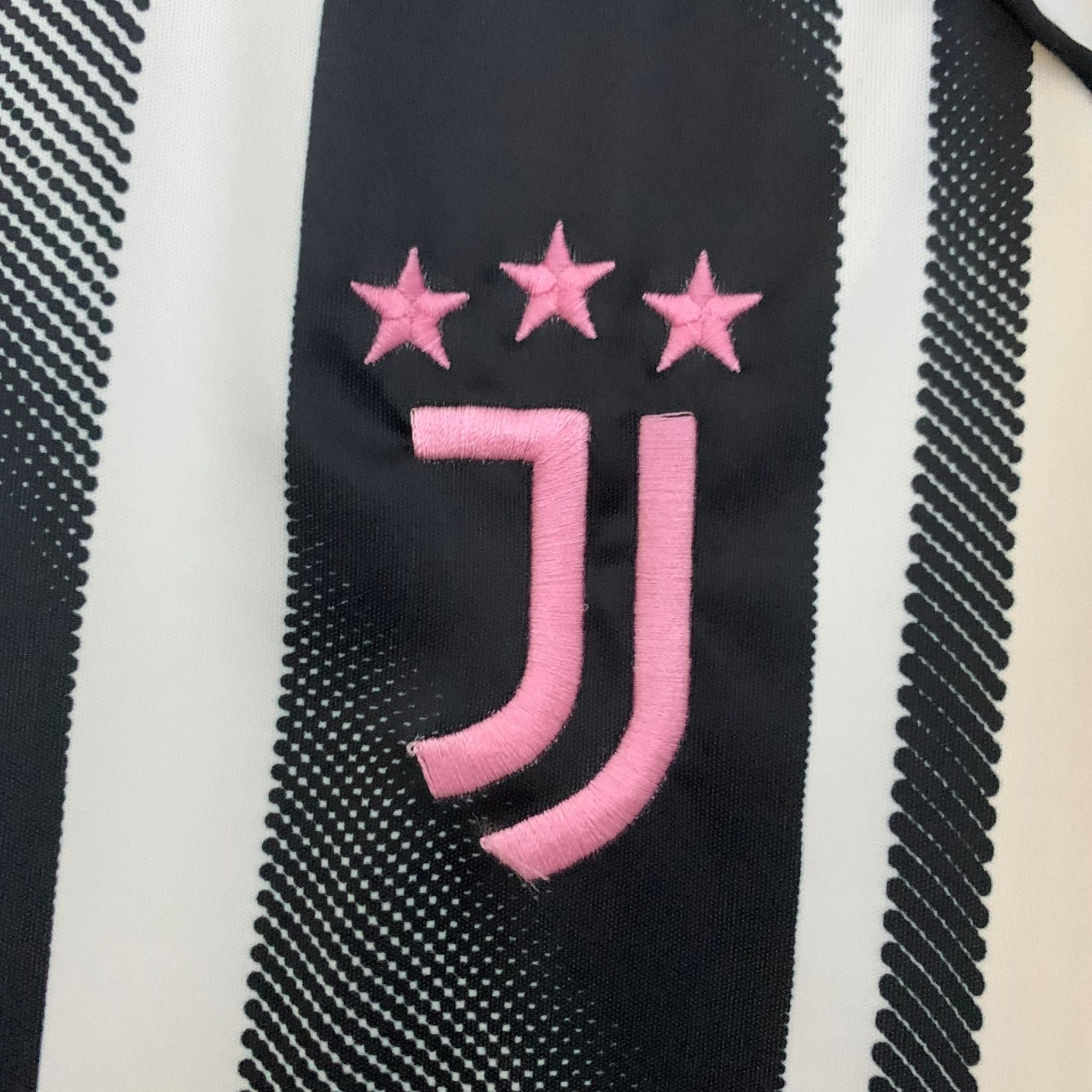 25/26 Juventus Home Kit - Premium Quality Jersey at FootballPrestige.com