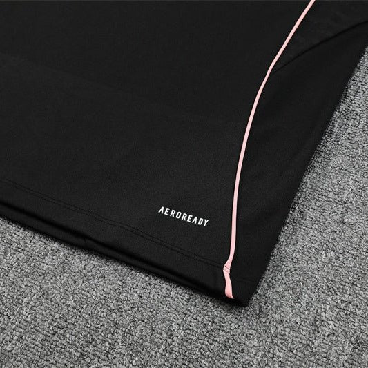 25/26 Juventus Training Black Kids Size Tracksuit - Premium Quality Jersey at FootballPrestige.com