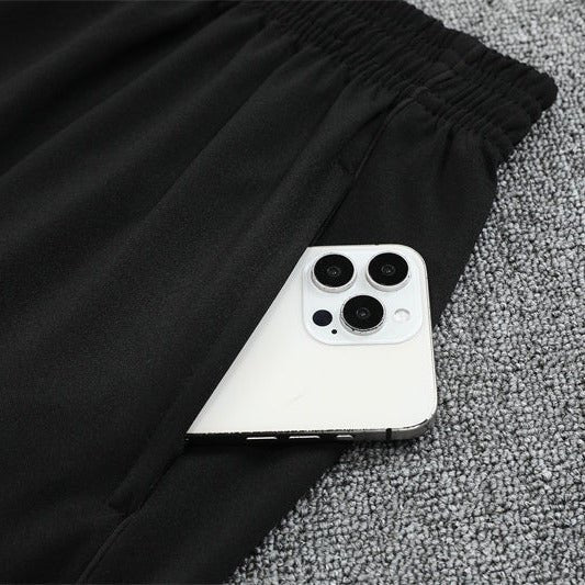 25/26 Manchester United Training Black Kids Size Tracksuit - Premium Quality Jersey at FootballPrestige.com