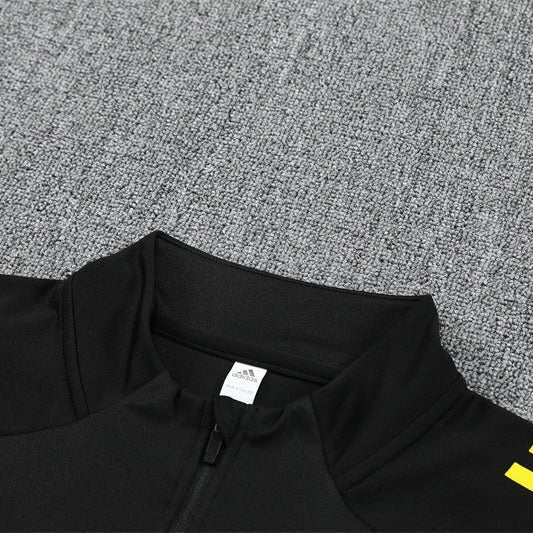 25/26 Manchester United Training Black Kids Size Tracksuit - Premium Quality Jersey at FootballPrestige.com