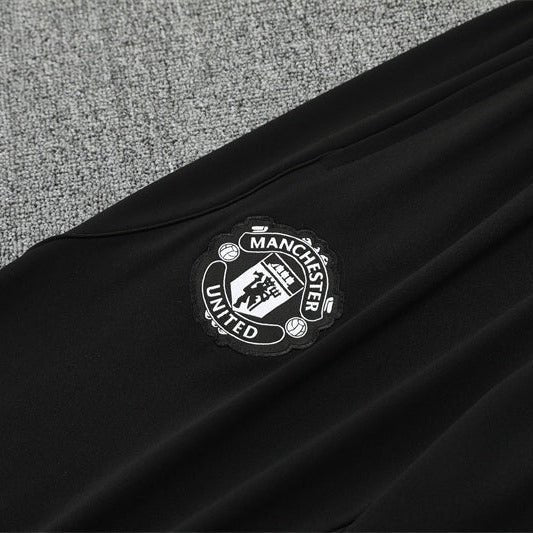 25/26 Manchester United Training White Kids Size Tracksuit - Premium Quality Jersey at FootballPrestige.com