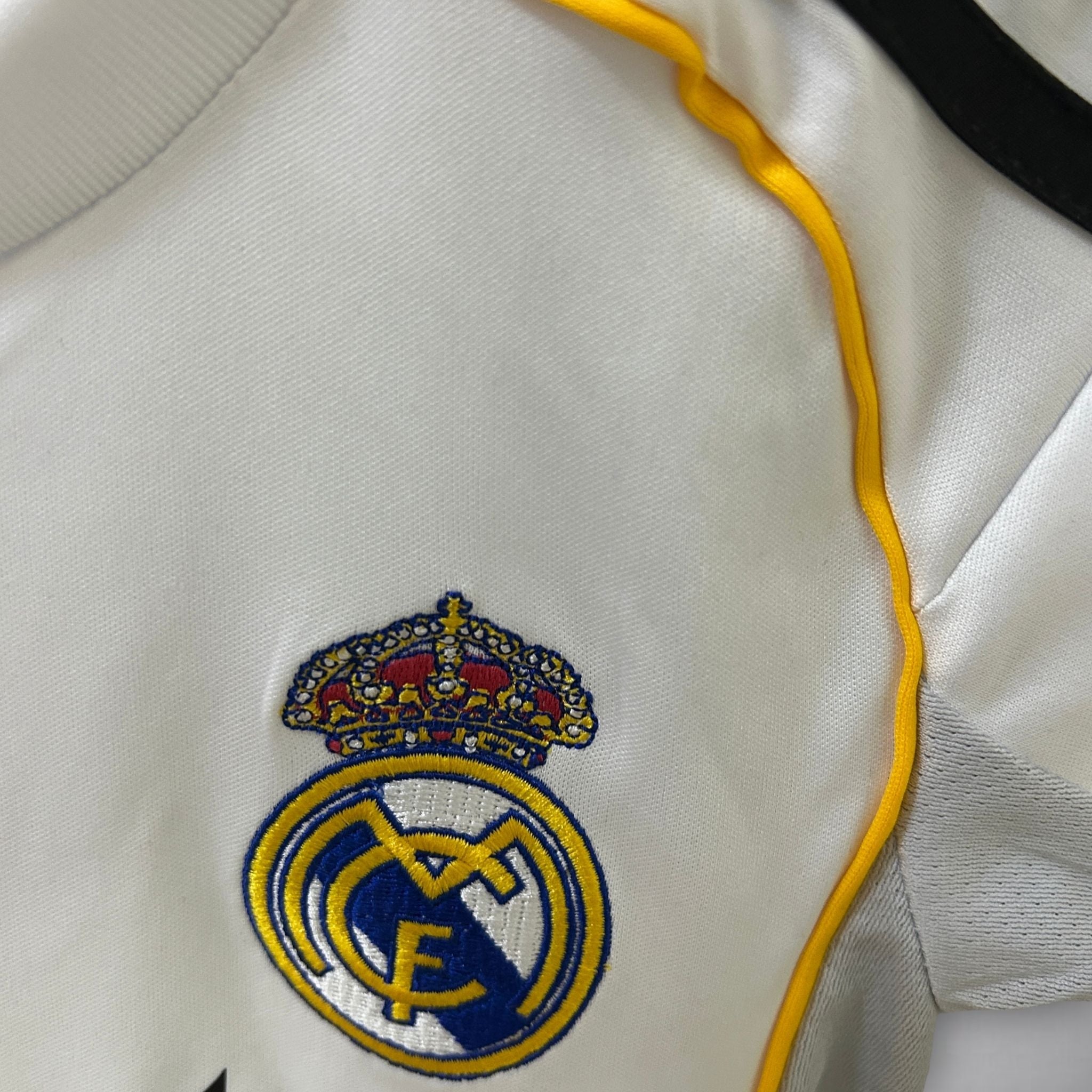 25/26 Real Madrid Home Kids Size Kit - Premium Quality Jersey at FootballPrestige.com