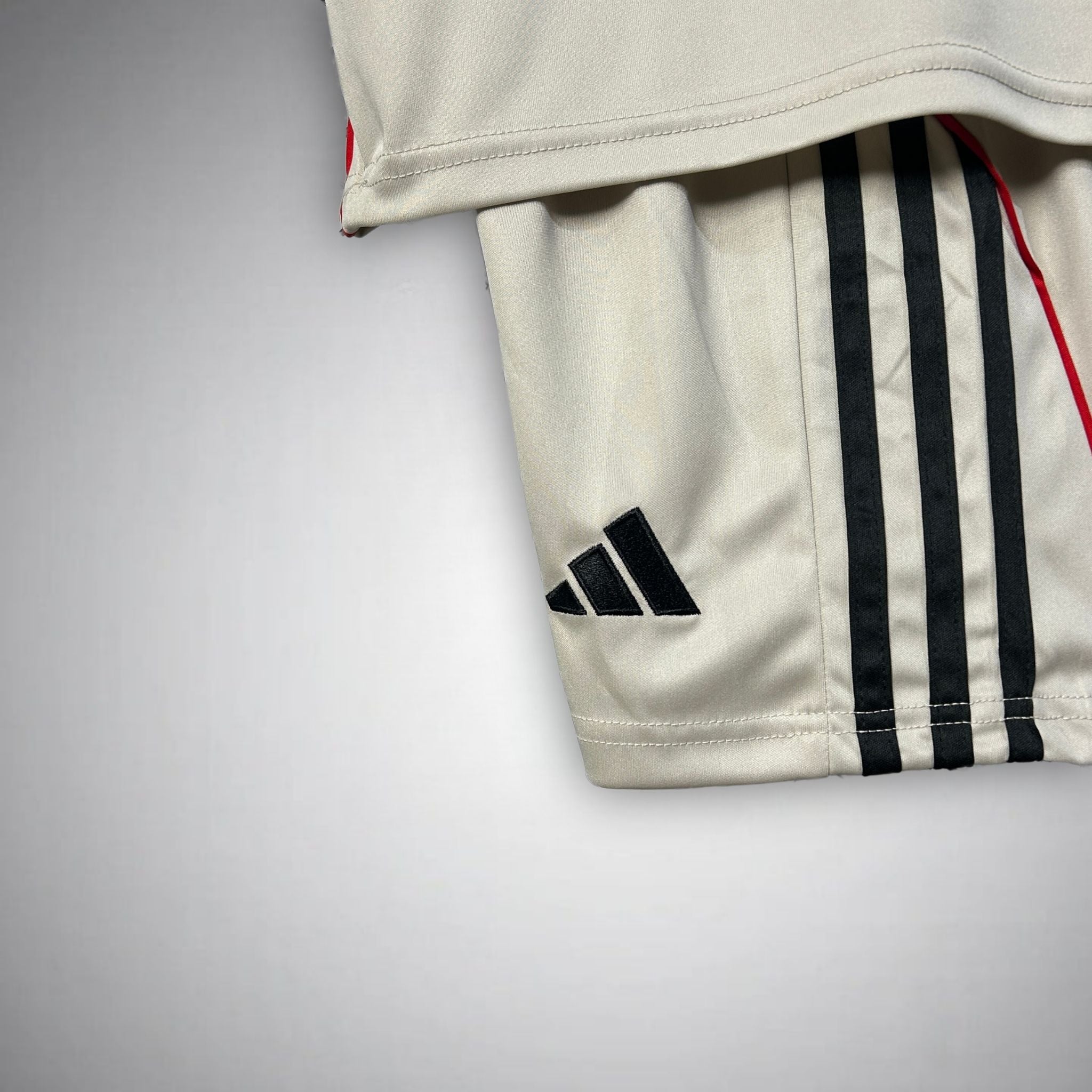 25/26 SL Benfica Away Kids Size Kit - Premium Quality Jersey at FootballPrestige.com