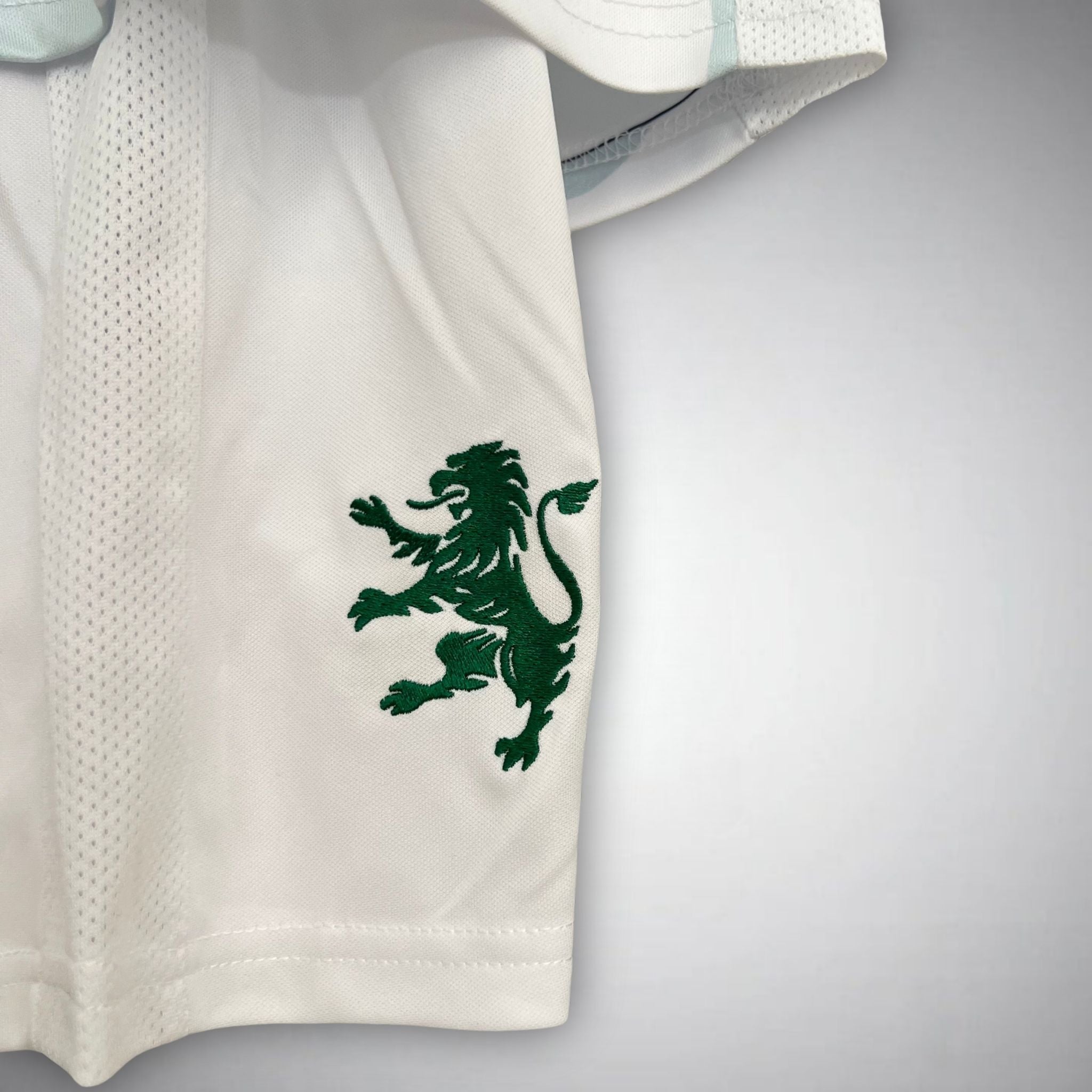 25/26 Sporting CP Fourth Kids Size Kit - Premium Quality Jersey at FootballPrestige.com