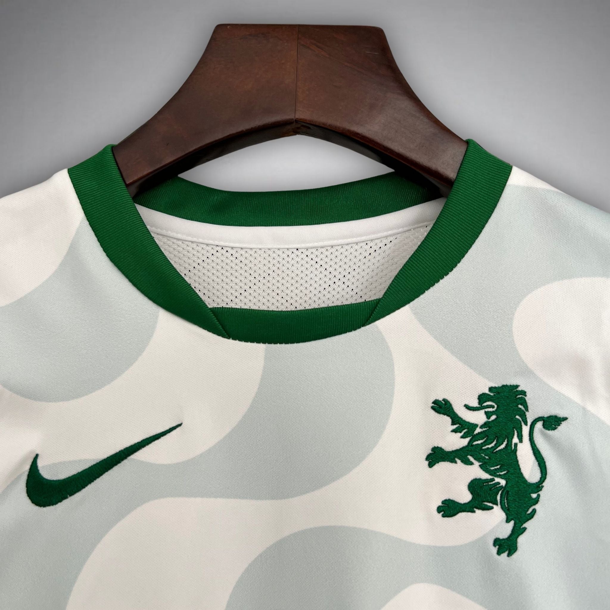 25/26 Sporting CP Fourth Kids Size Kit - Premium Quality Jersey at FootballPrestige.com