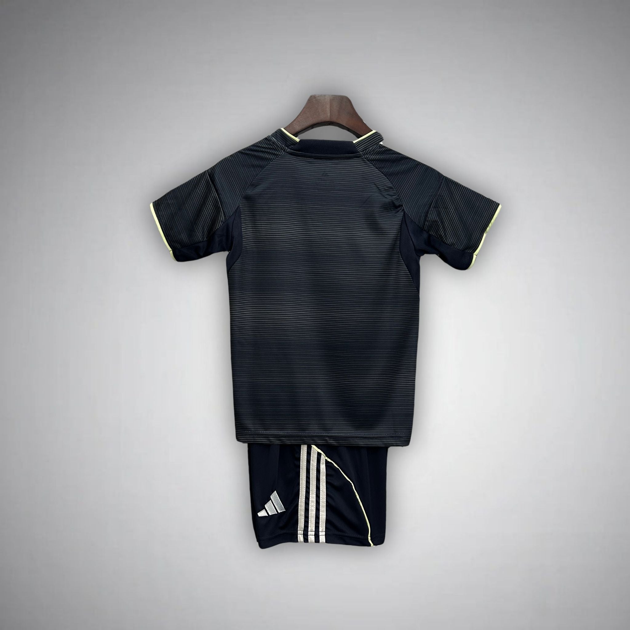 25/26 Real Madrid Away Kids Size Kit