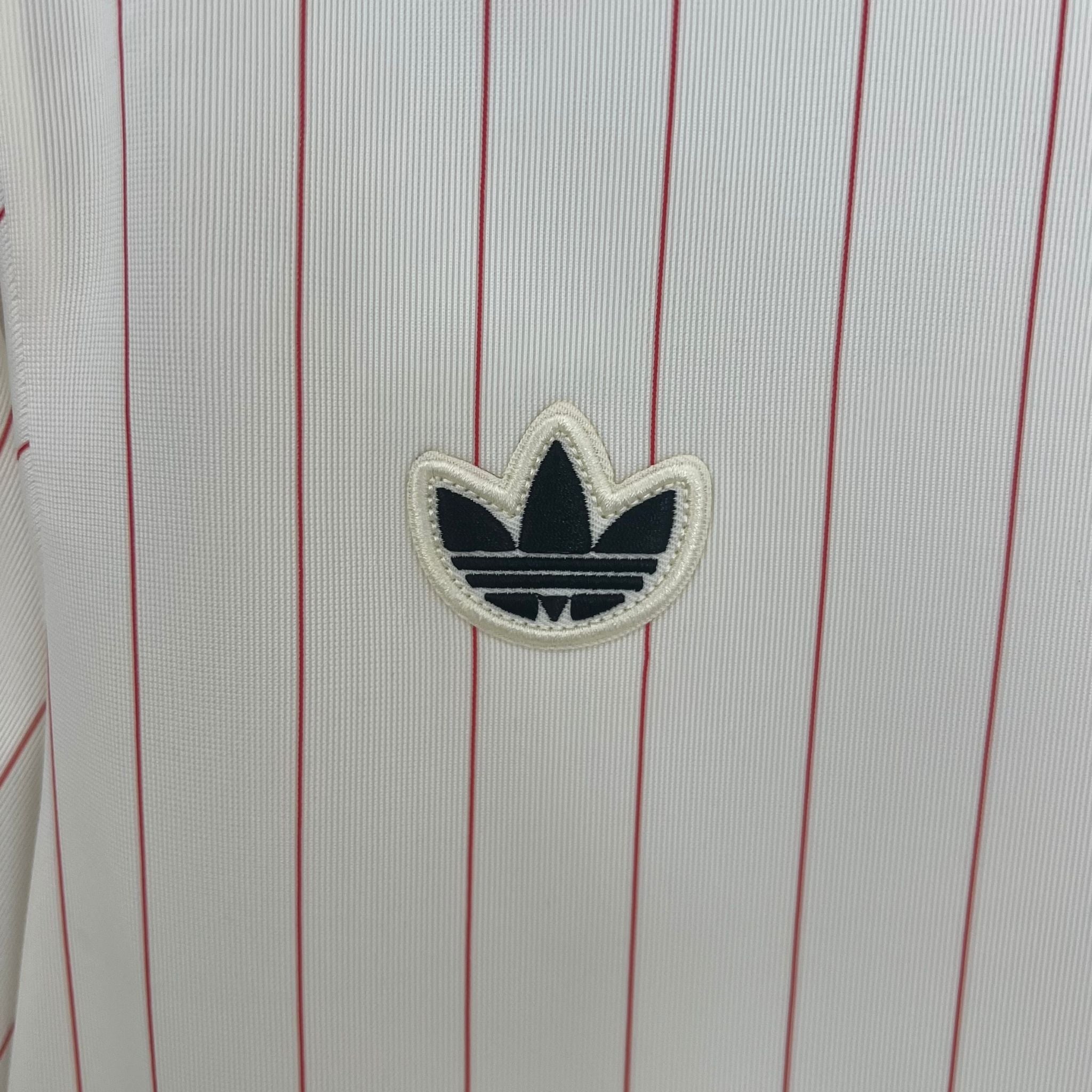 SL Benfica "Retro Stripes" Premium Kit