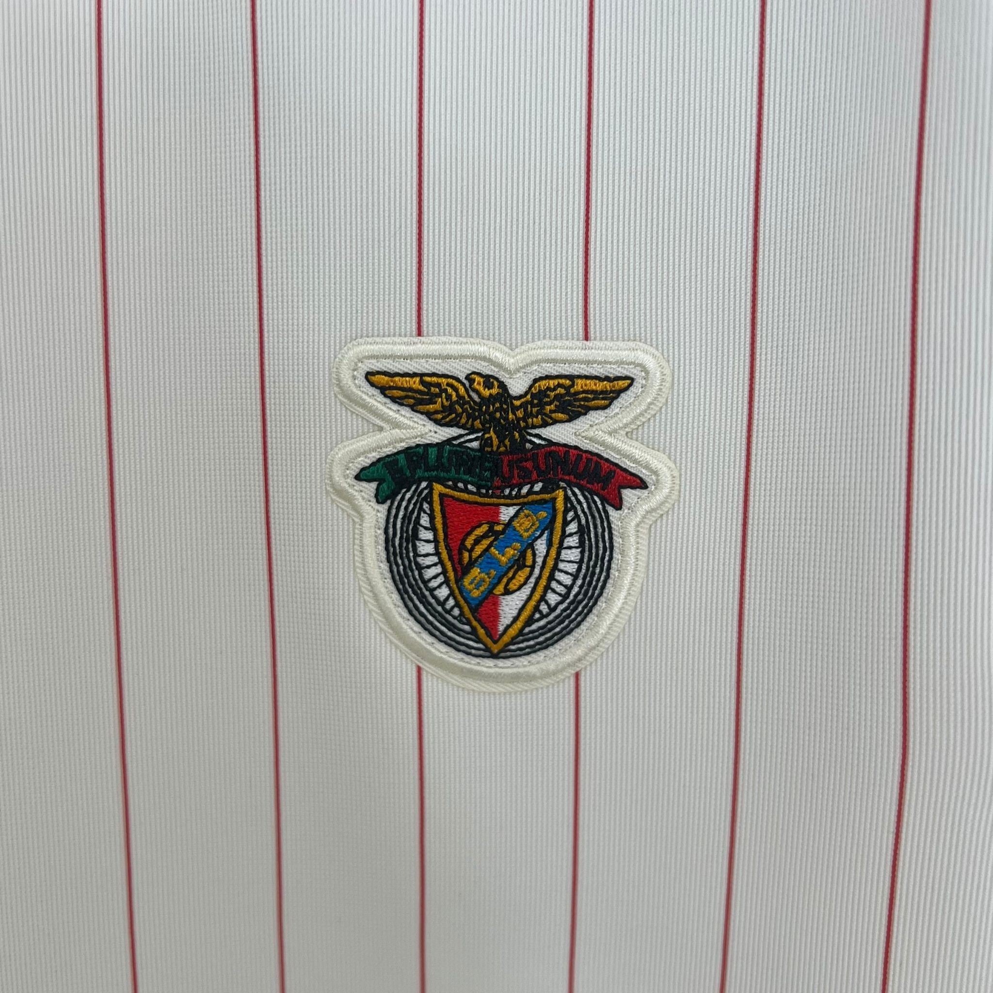 SL Benfica "Retro Stripes" Premium Kit
