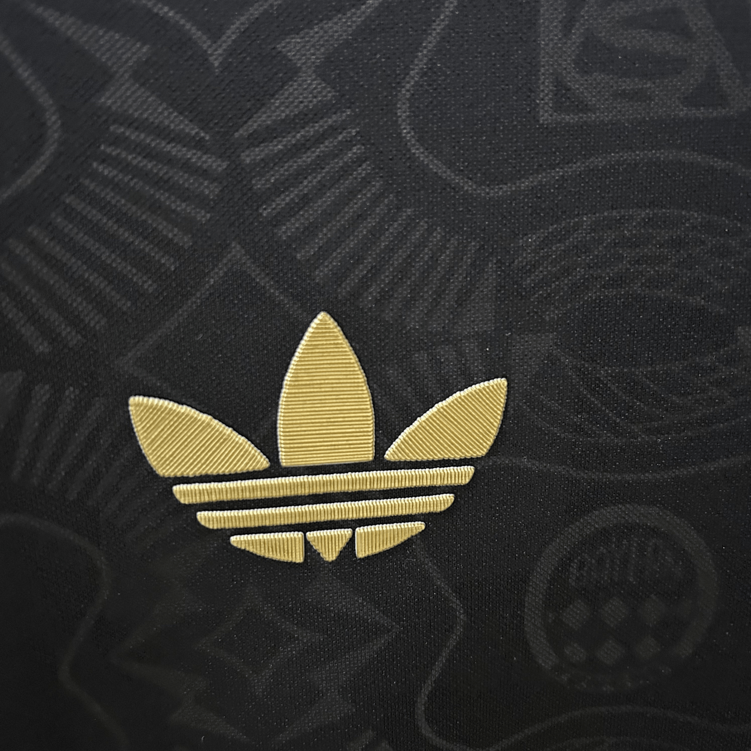 FC Bayern "Luxe Chrome" Premium Kit - Premium Quality Jersey at FootballPrestige.com