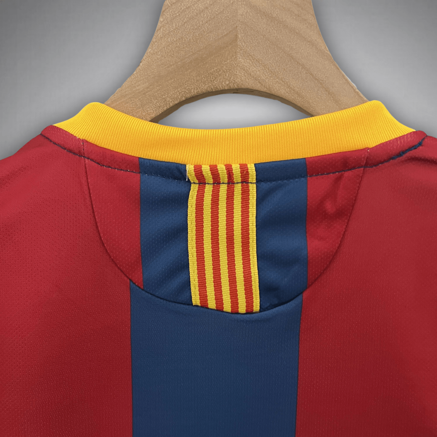 10/11 FC Barcelona Home Kids Size Kit - Premium Quality Jersey at FootballPrestige.com