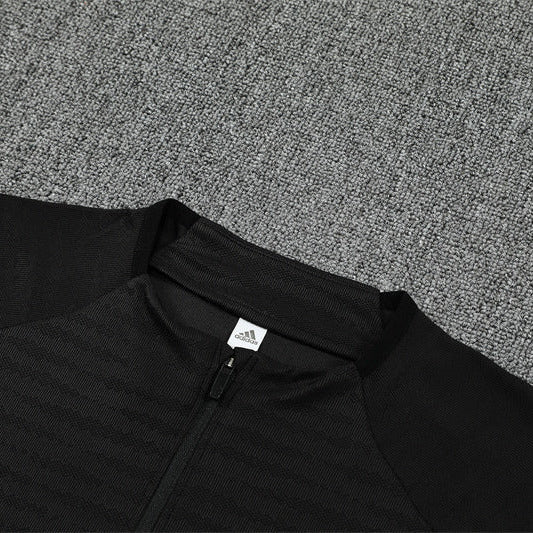 25/26 Liverpool Training Black Tracksuit