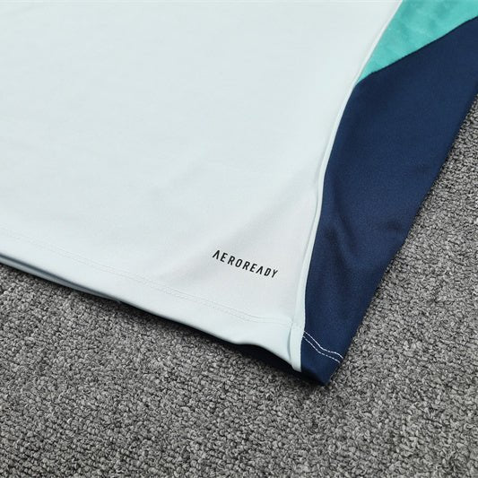 25/26 Arsenal Training White Kids Size Tracksuit - Premium Quality Jersey at FootballPrestige.com