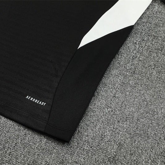 25/26 Liverpool Training Black Tracksuit - Premium Quality Jersey at FootballPrestige.com