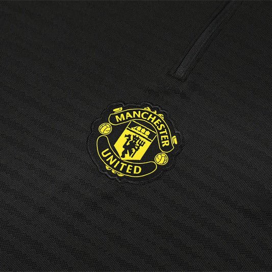 25/26 Manchester United Training Black Kids Size Tracksuit - Premium Quality Jersey at FootballPrestige.com