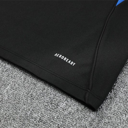 25/26 Manchester United Training Black Kids Size Tracksuit - Premium Quality Jersey at FootballPrestige.com