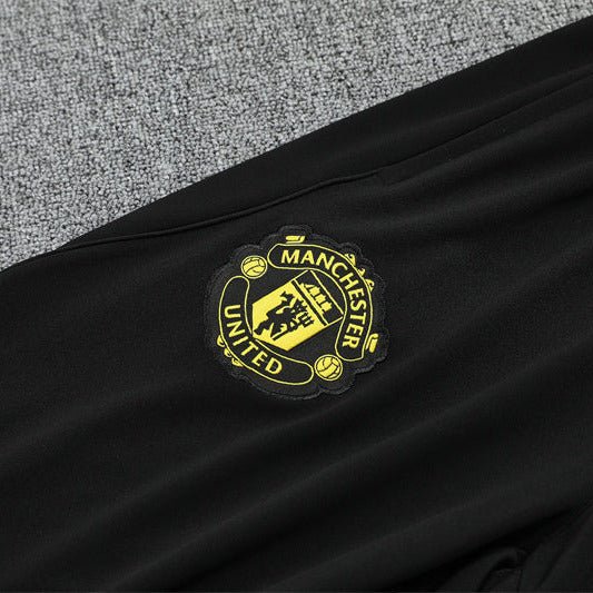 25/26 Manchester United Training Black Kids Size Tracksuit - Premium Quality Jersey at FootballPrestige.com
