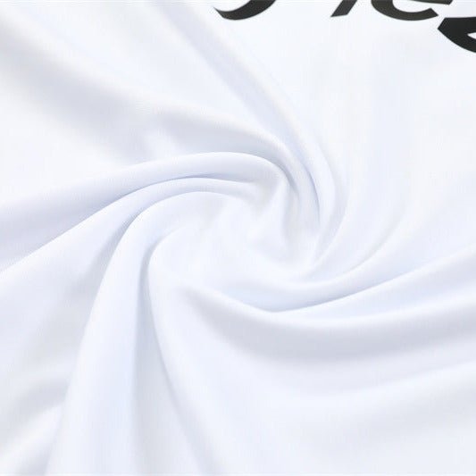 25/26 Manchester United Training White Kids Size Tracksuit - Premium Quality Jersey at FootballPrestige.com