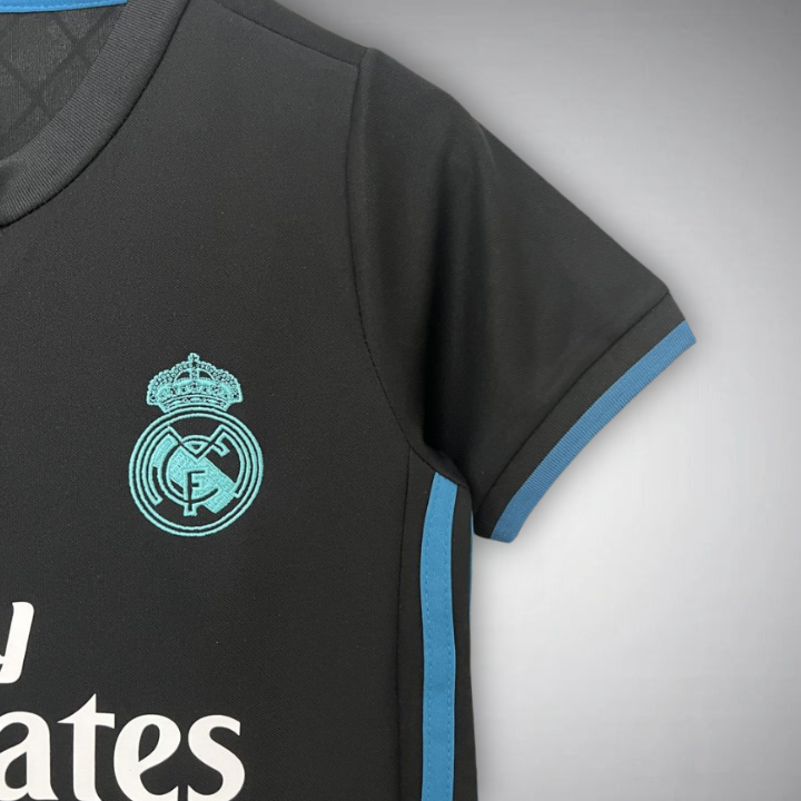 17/18 Real Madrid Away Premium Kids Size Kit