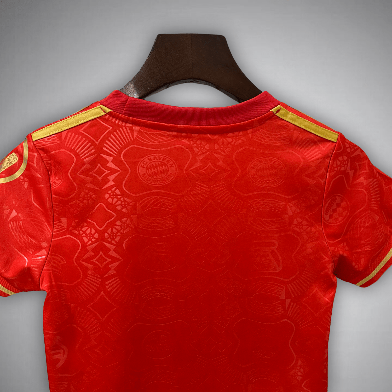 FC Bayern 125 Anniversary Kids Size Kit - Premium Quality Jersey at FootballPrestige.com