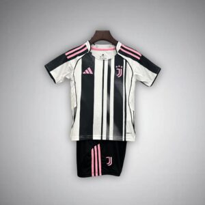 25/26 Juventus Home Kids Size Kit from FootballPrestige.com - Premium Football Kits